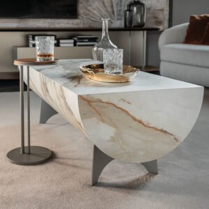 Table basse design haut de gamme Caesar par Cattelan Italia, en céramique Marmi avec structure semi-circulaire sur base métallique, disponible chez D-Style Interior.