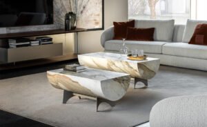 Table basse design haut de gamme Caesar par Cattelan Italia, en céramique Marmi avec structure semi-circulaire sur base métallique, disponible chez D-Style Interior.