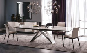 Premier Keramik table Drive de Cattelan Italia associe céramique raffinée et base en acier sculptural. Une pièce extensible au design italien haut de gamme. Chez D-Style Interior.
