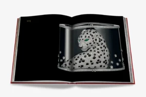 Livre design haut de gamme Cartier Panthère par Assouline, édition Legends sous étui luxueux, disponible chez D-Style Interior.