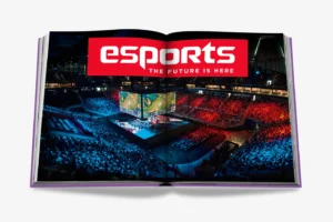 Livre design haut de gamme Metaverse Dream par Assouline, édition Classics en couverture soie métallique, disponible chez D-Style Interior.