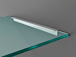 Rialto L wall mounted | Bureau design haut de gamme FIAM Italia, verre cintré 15 mm et fixation en aluminium poli, disponible chez D-Style Interior.