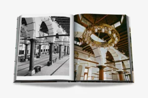 Livre design haut de gamme Saudi Arabia: Jeddah Al-Balad par Assouline, édition Classics sous étui luxueux, disponible chez D-Style Interior.