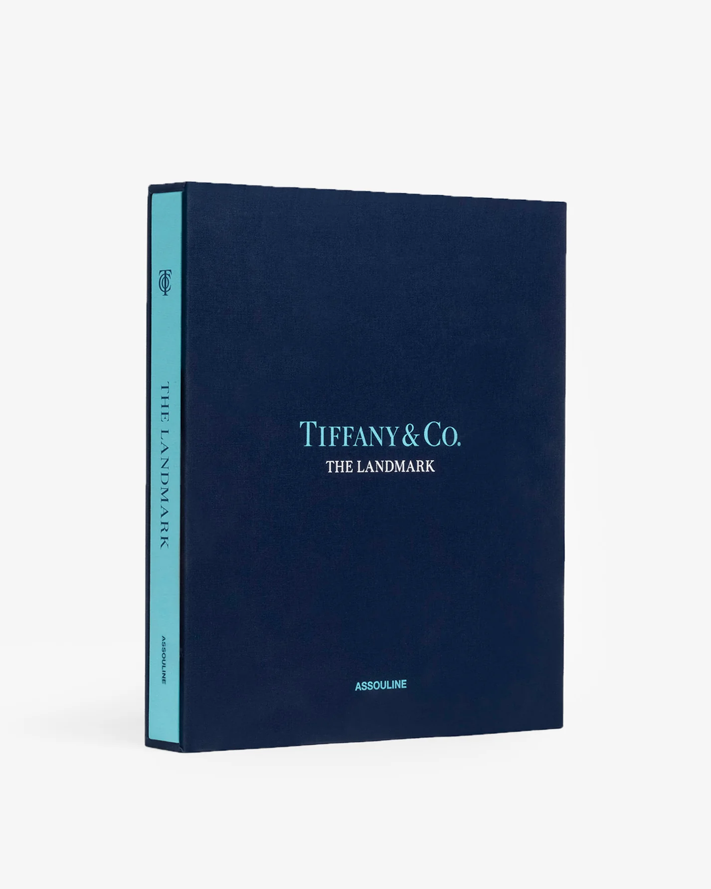 Livre « Tiffany & Co: Landmark » par Assouline : célébration du flagship rénové de la Cinquième Avenue. Édition soie sous étui lin chez D-Style Interior.