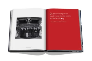 Livre design haut de gamme Yacht Club De Monaco par Assouline, édition Classics, disponible chez D-Style Interior.