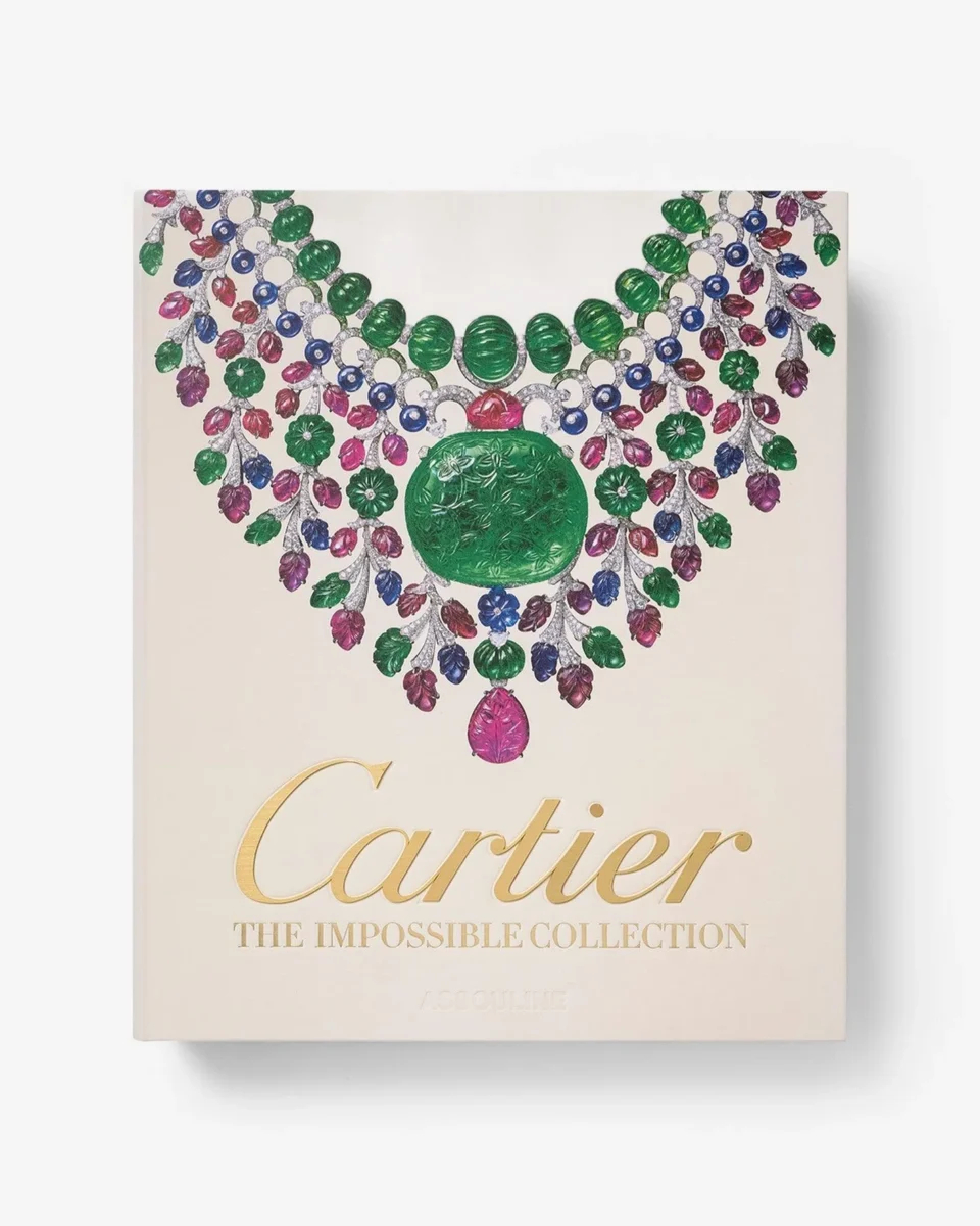 Livre design haut de gamme Cartier: The Impossible Collection par Assouline, édition Ultimate sous écrin soie, disponible chez D-Style Interior.