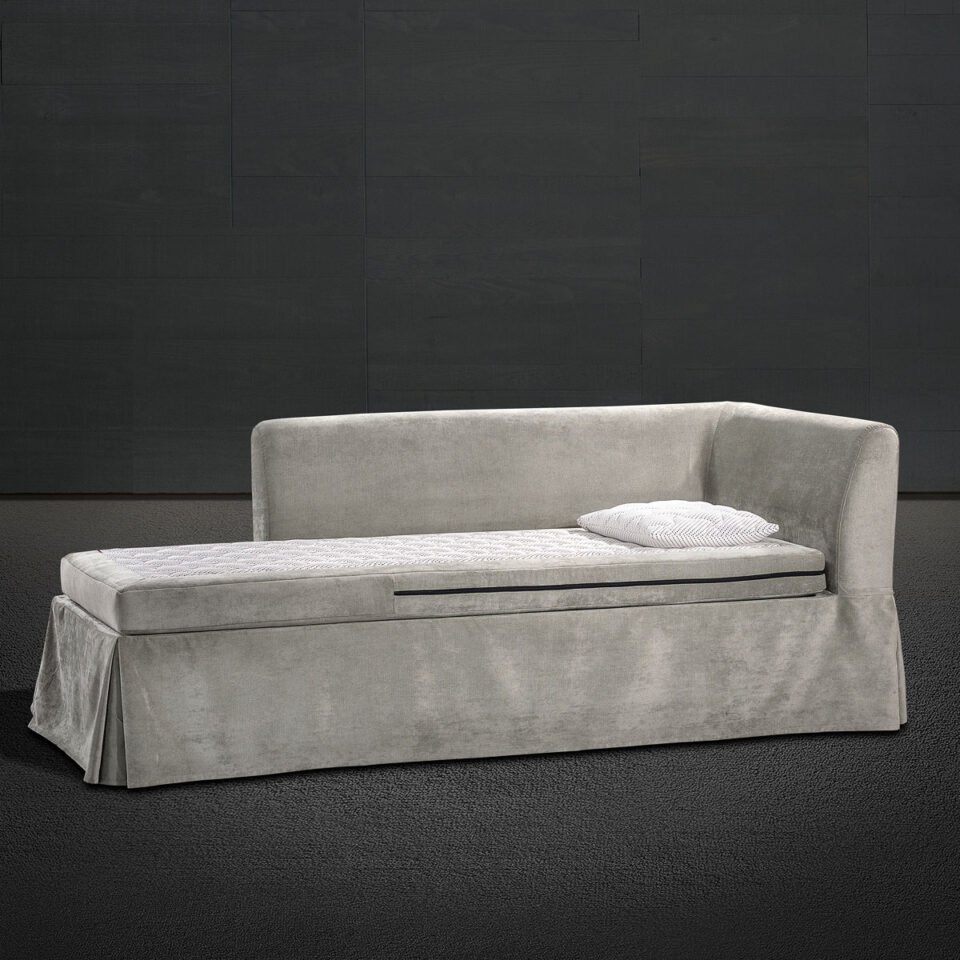 Canapé lit design haut de gamme Chaise Longue par Colunex, système de relèvement automatique, disponible chez D-Style Interior.