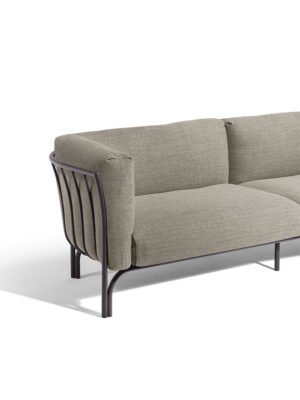 Canapé design haut de gamme Mirabell par Poltrona Frau, structure aluminium embossé avec coussins déhoussables, disponible chez D-Style Interior