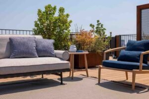 Canapé design haut de gamme Souvenir d'Italie par Poltrona Frau, structure aluminium avec tressage polypropylène, disponible chez D-Style Interior