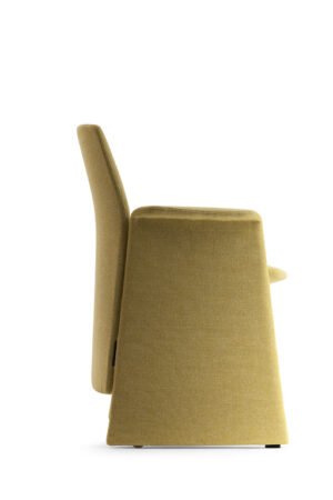 Downtown Conference | Chaise Bridge Poltrona Frau, design contemporain et ergonomique par Jean-Marie Massaud, revêtement cuir Pelle Frau®. Disponible chez D-Style Interior.