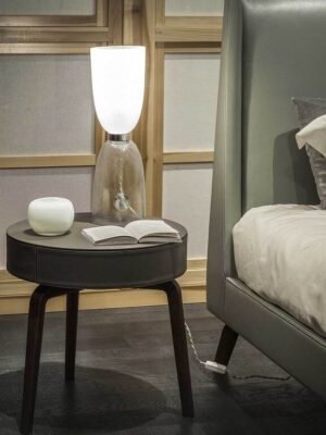 Fiorile | Table basse design haut de gamme Poltrona Frau avec tiroirs, base frêne moka ou wengé, plateau cuir Pelle Frau® ou bois marqueté, formes modulables, disponible chez D-Style Interior