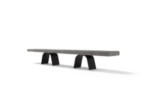 Desco Banc par Amura Lab – un banc design au style sculptural, inspiré de la tradition italienne et conçu pour les intérieurs contemporains. Disponible chez D-Style Interior.