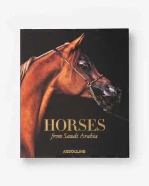 Livre design haut de gamme Horses from Saudi Arabia par Assouline, édition en soie sous écrin, disponible chez D-Style Interior.