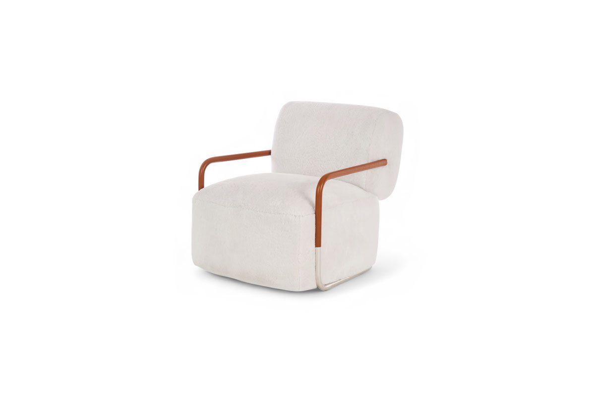 Lapis fauteuil d’Amura Lab allie design organique, confort absolu et savoir-faire artisanal italien. Disponible chez D-Style Interior.