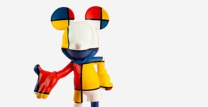 Mickey Welcome Art Collection Small, sculpture design haut de gamme Leblon Delienne, création contemporaine inspirée de Piet Mondrian. Disponible chez D-Style Interior.
