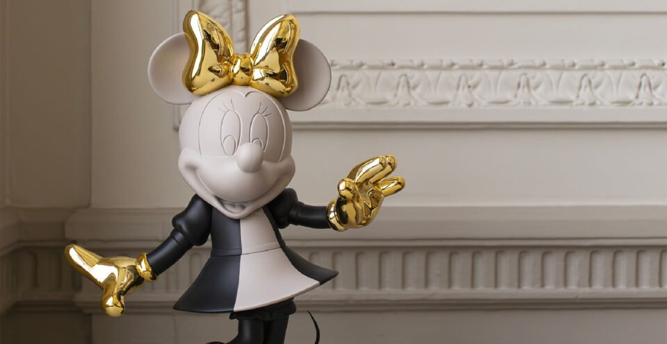 Minnie by Kelly Small, Sculpture design haut de gamme élégante et moderne. Disponible chez D-Style Interior