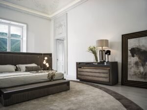 Lanza commode design haut de gamme en cuir avec finitions bois nobles et caisson en verre éclairé. Disponible chez D-Style Interior.