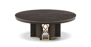 Grimaldi table de Vittoria Frigerio combine bois précieux et finitions métalliques pour un look imposant et raffiné. Disponible chez D-Style Interior.