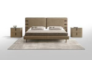 Gregory table de chevet de Gamma Arredamenti, un meuble en cuir avec détails en sangle, disponible en plusieurs finitions. Élégance italienne chez D-Style Interior.