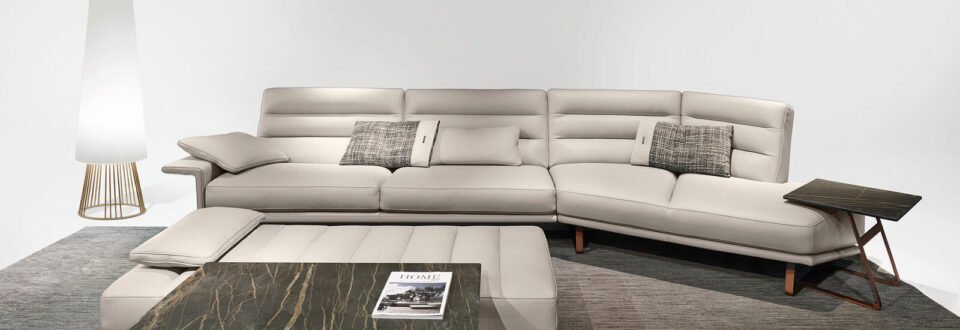 Side Table d’appoint design avec lignes modernes et finition raffinée. Parfaite pour compléter tout salon, disponible chez D-Style Interior.