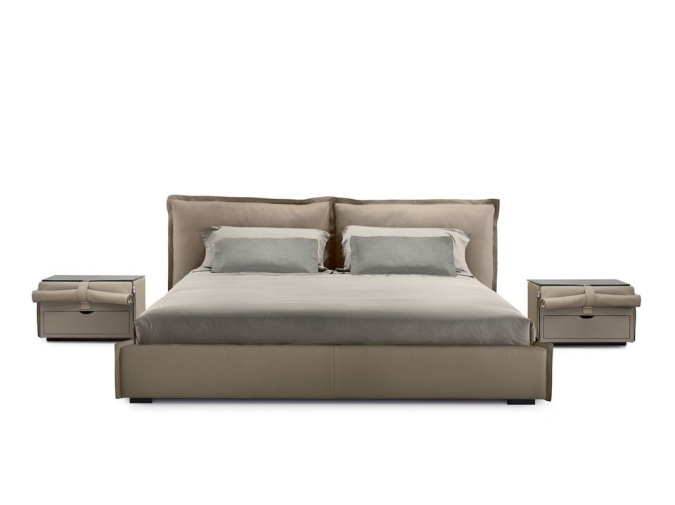Découvrez le lit Edge Night, un modèle en cuir haut de gamme avec tête de lit moelleuse et finitions soignées. Disponible chez D-Style Interior.